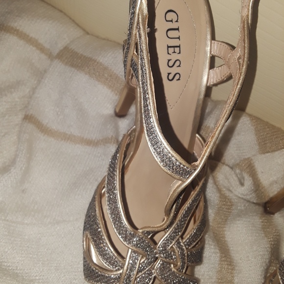 Heals - Picture 2 of 3